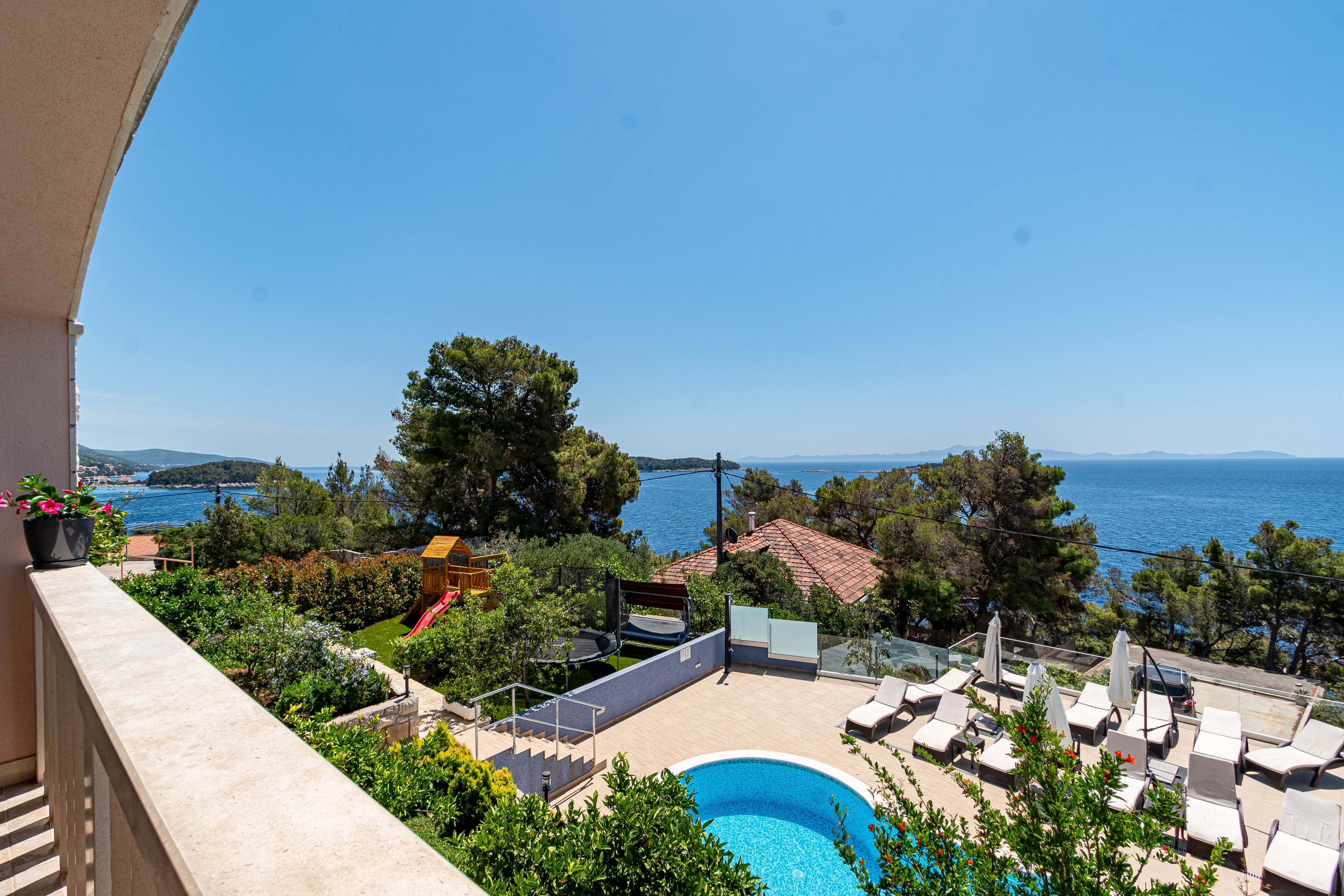 Two bedroom apartment near beach Prižba, Korčula  A-a