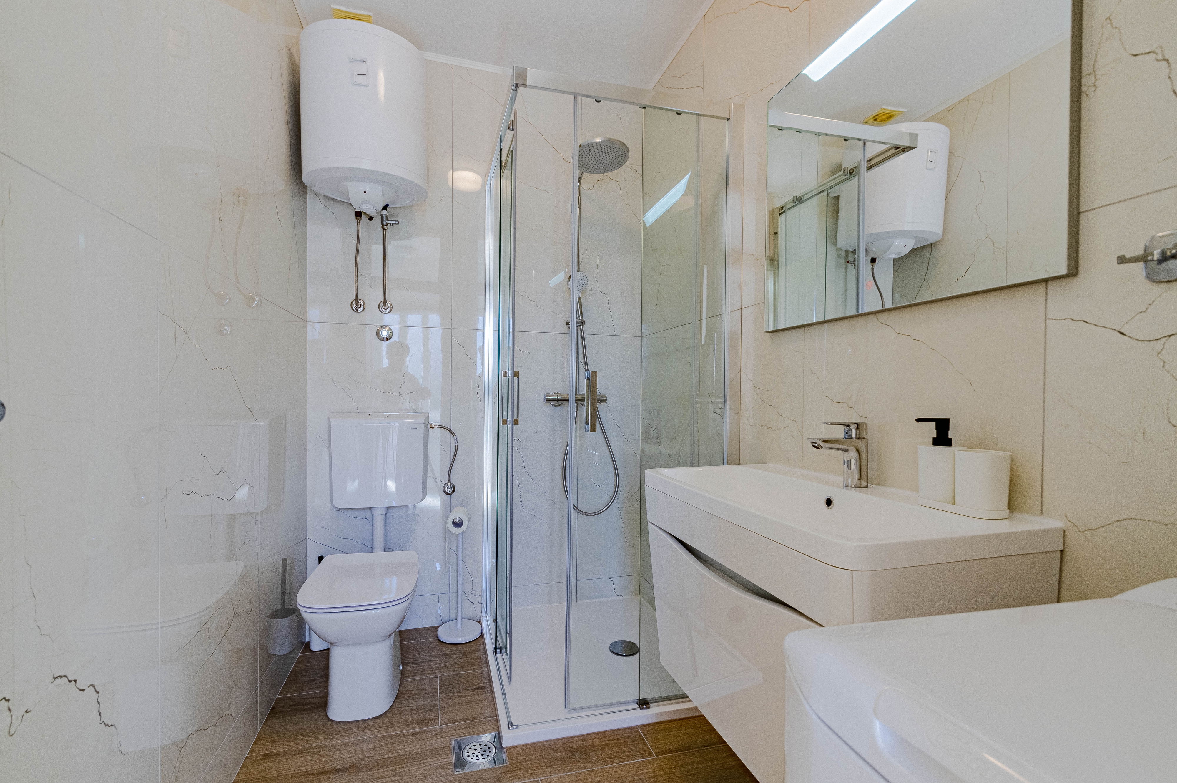 One bedroom apartment near beach Prižba, Korčula  A-b