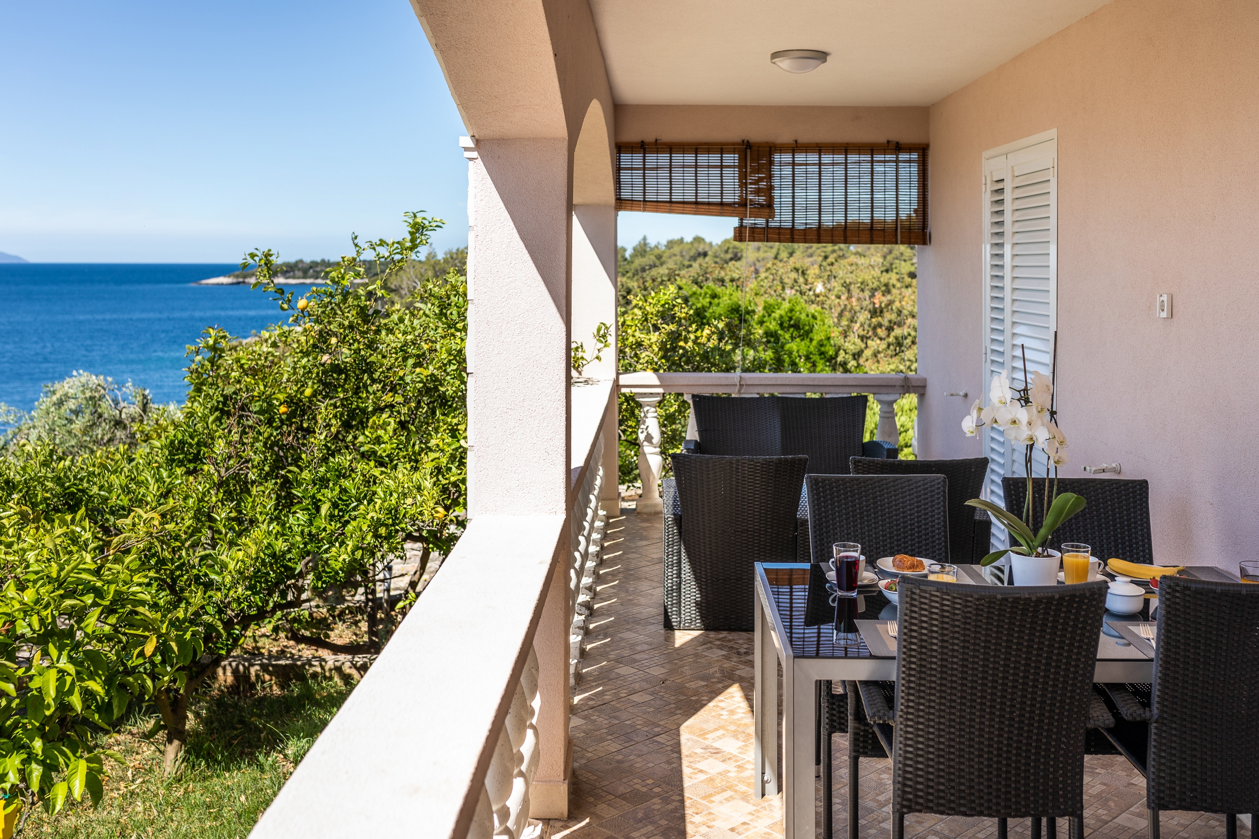 Two bedroom apartment near beach Prižba, Korčula (A-10056-d) Two bedroom apartment near beach Prižba, Korčula (A-10056-d)