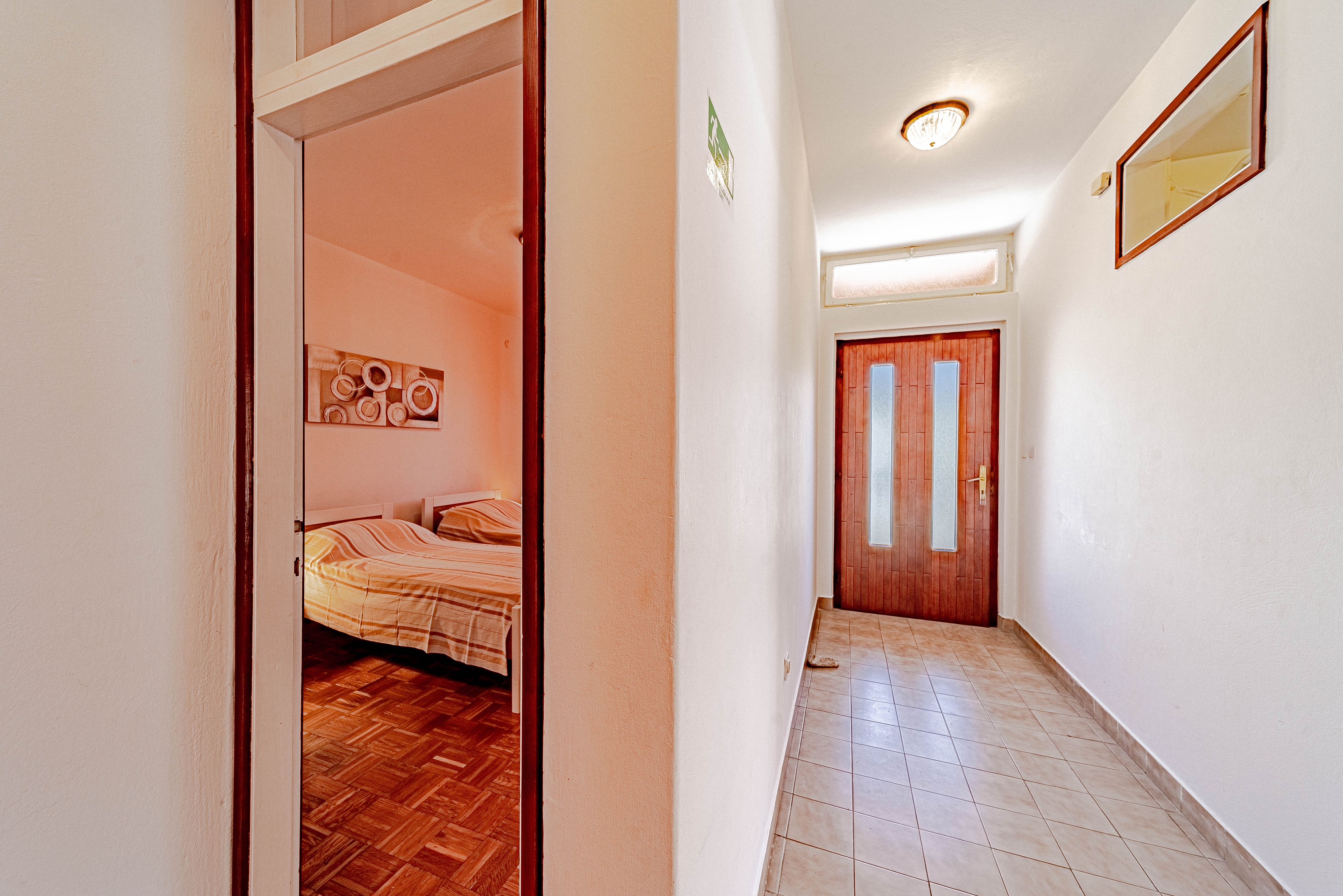 Four bedroom apartment with terrace and sea view Brna, Korčula  A-a