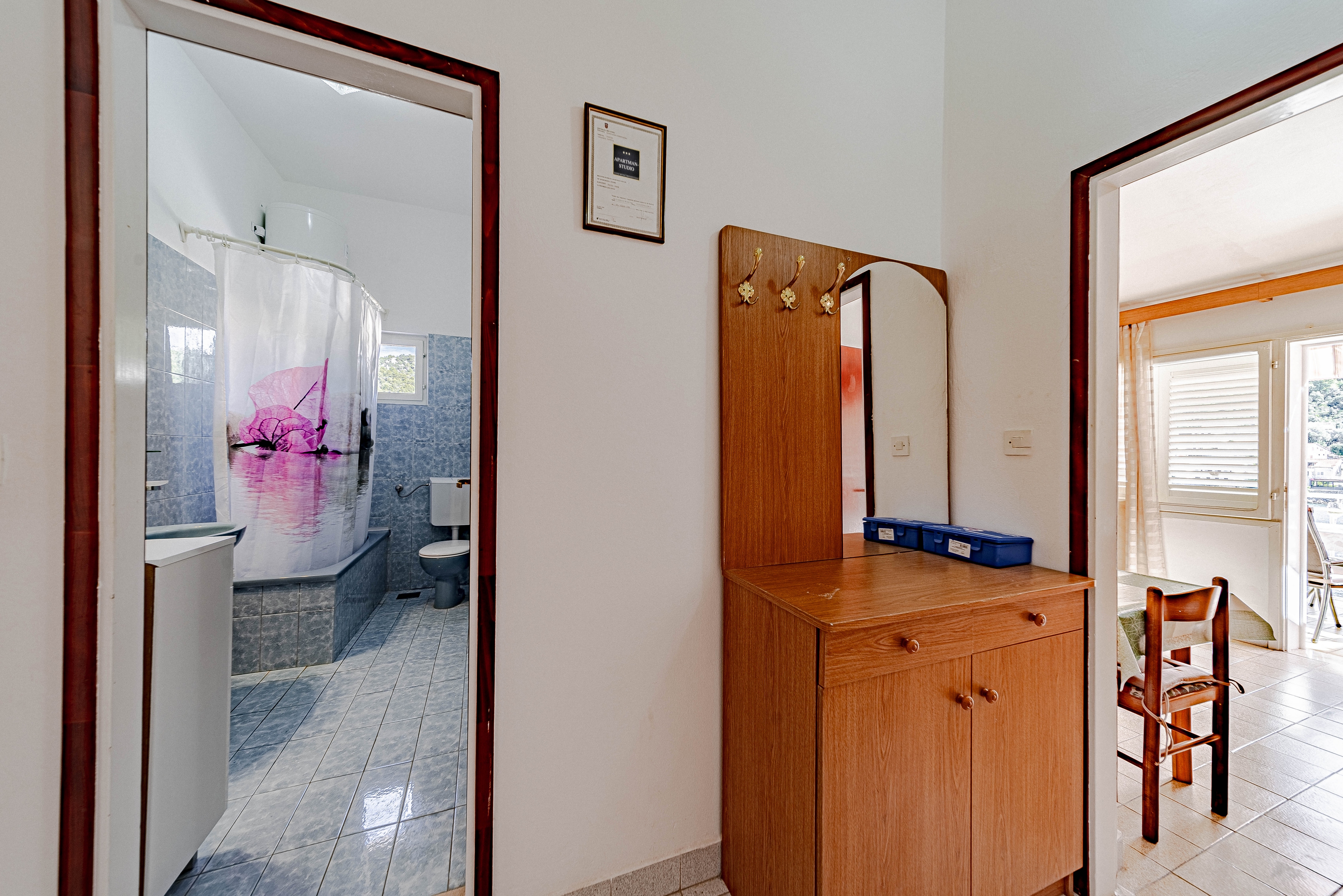 One bedroom apartment with terrace and sea view Brna, Korčula  A-c