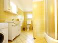 Bathroom 1 Prižba, Bathroom 1 in the apartment, (pet friendly) and WiFi.