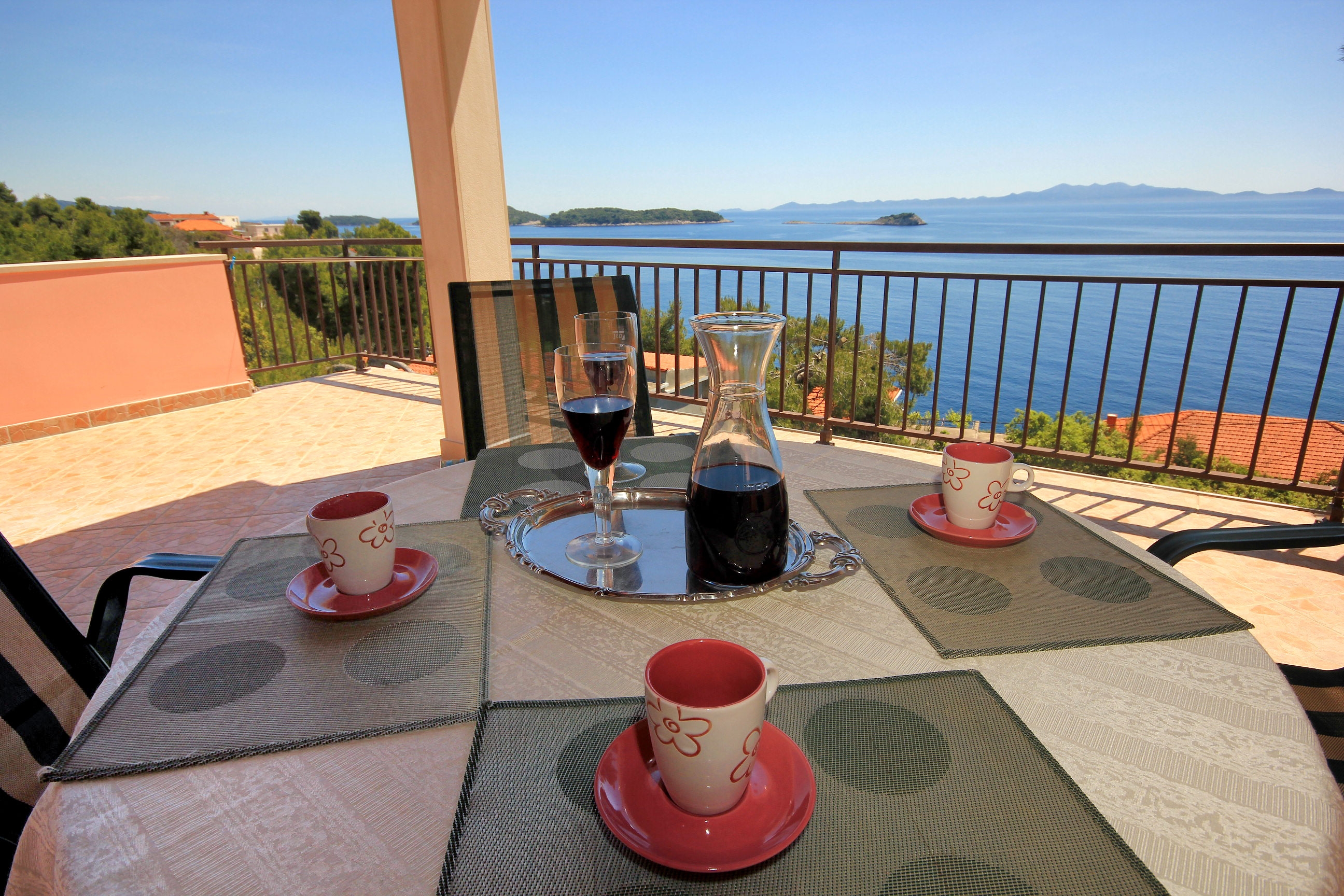 Two bedroom apartment near beach Prižba, Korčula  A-a