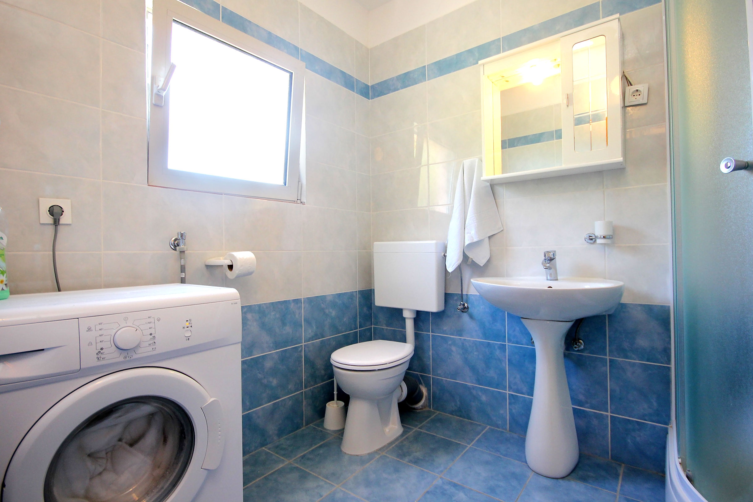 Four bedroom apartment near beach Prižba, Korčula  A-b