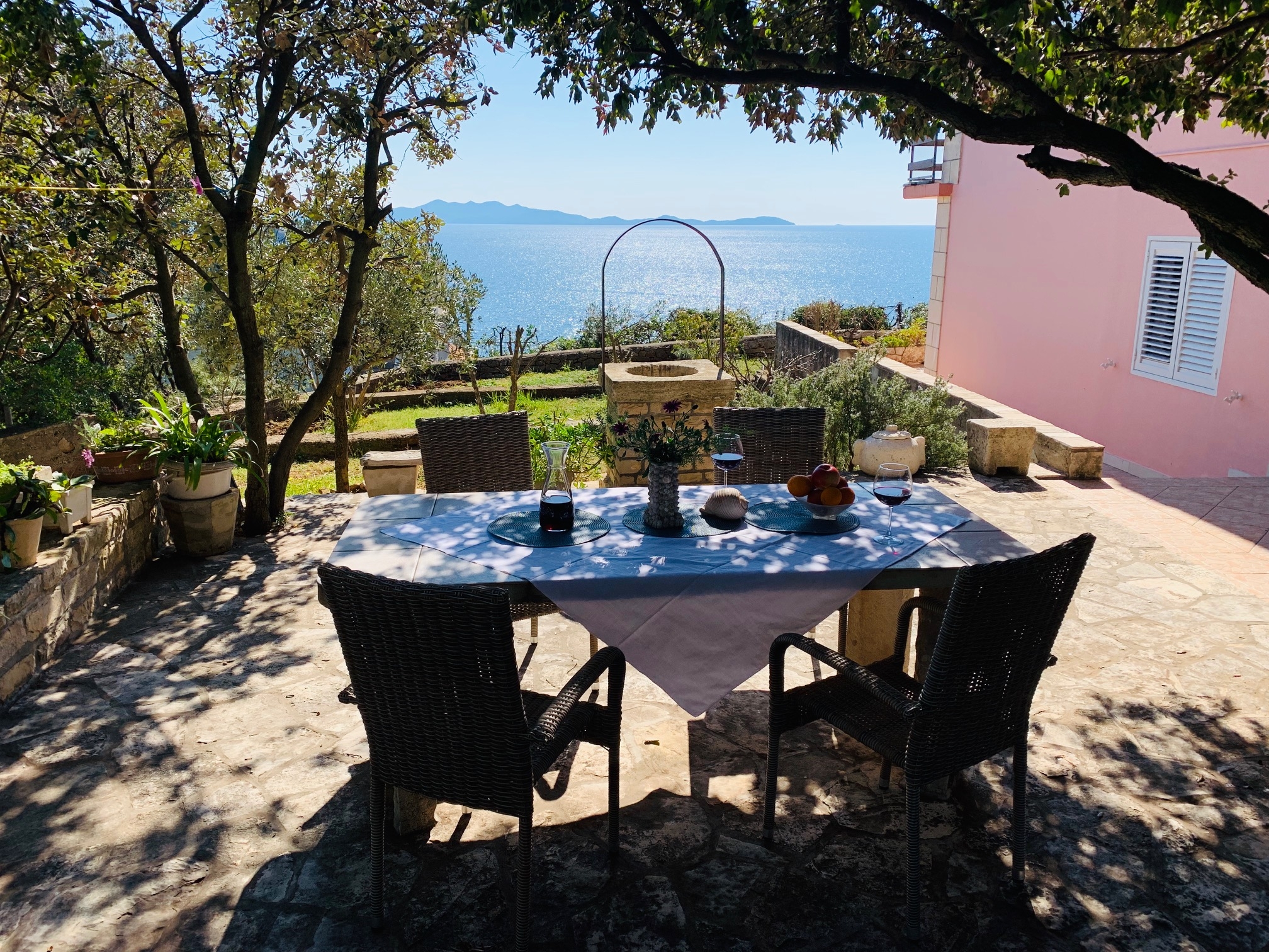 Two bedroom apartment near beach Prižba, Korčula (A-10061-c)