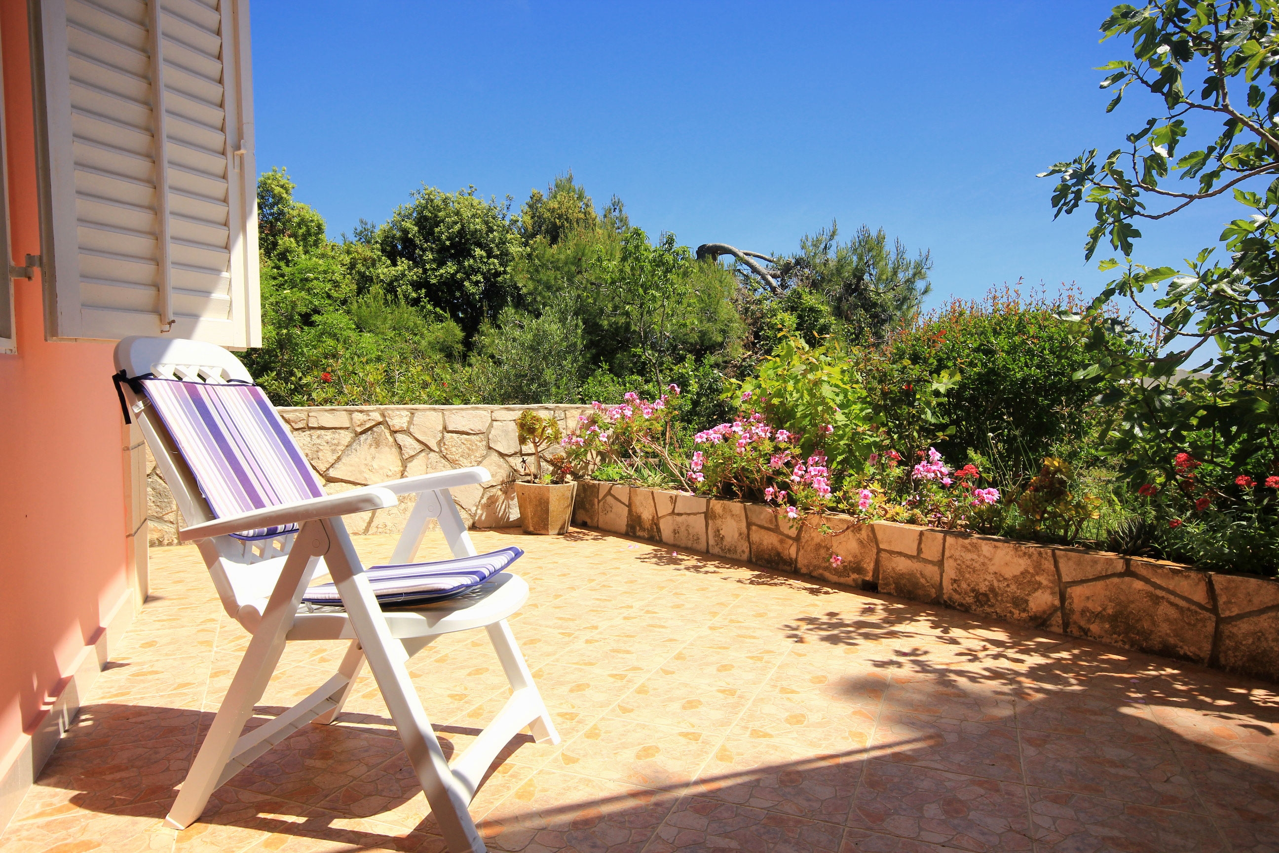 Two bedroom apartment near beach Prižba, Korčula  A-d