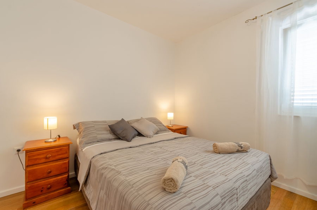 Two bedroom apartment near beach Prižba, Korčula  A-a