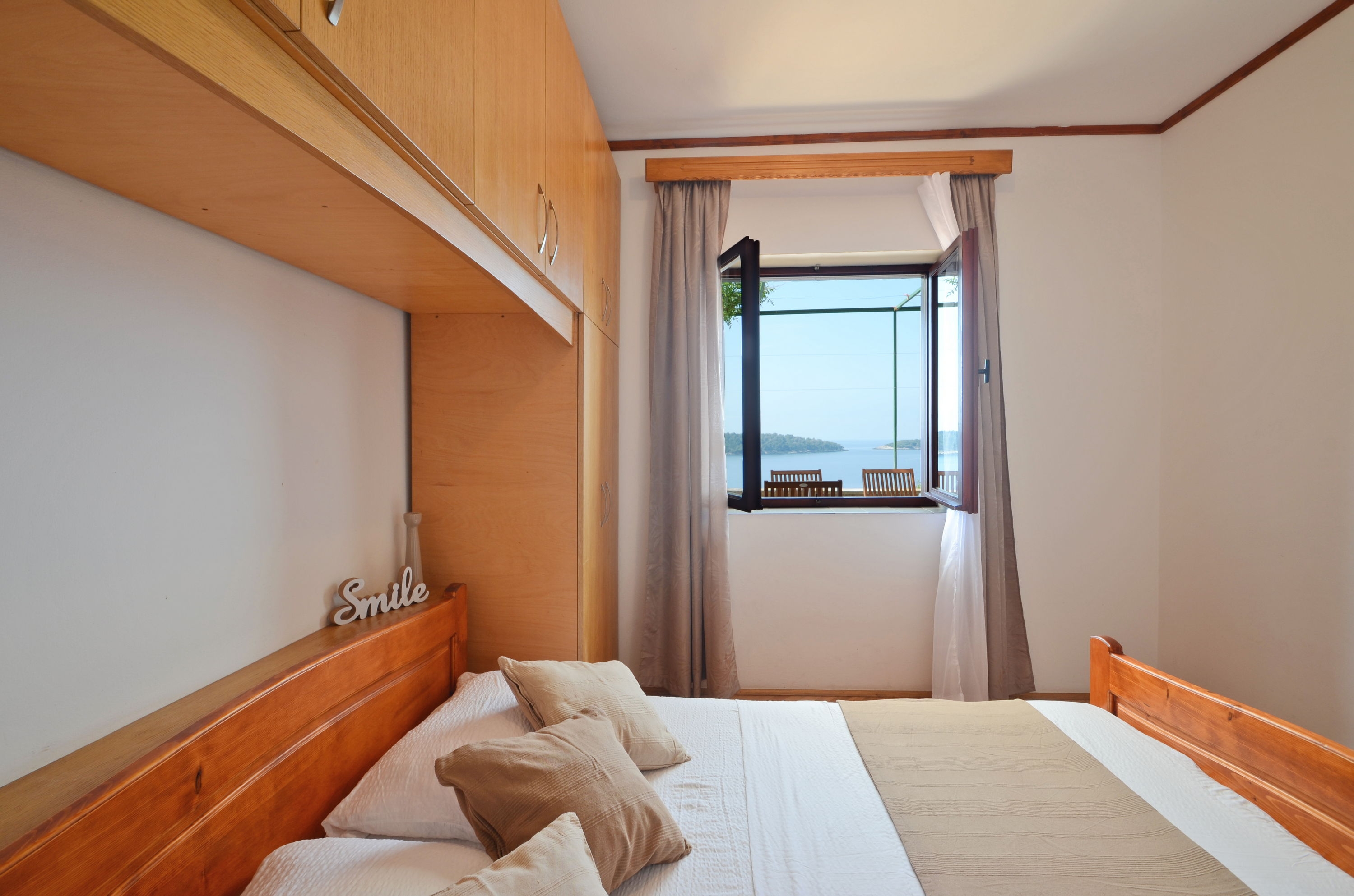 Two bedroom apartment near beach Prižba, Korčula  A-b