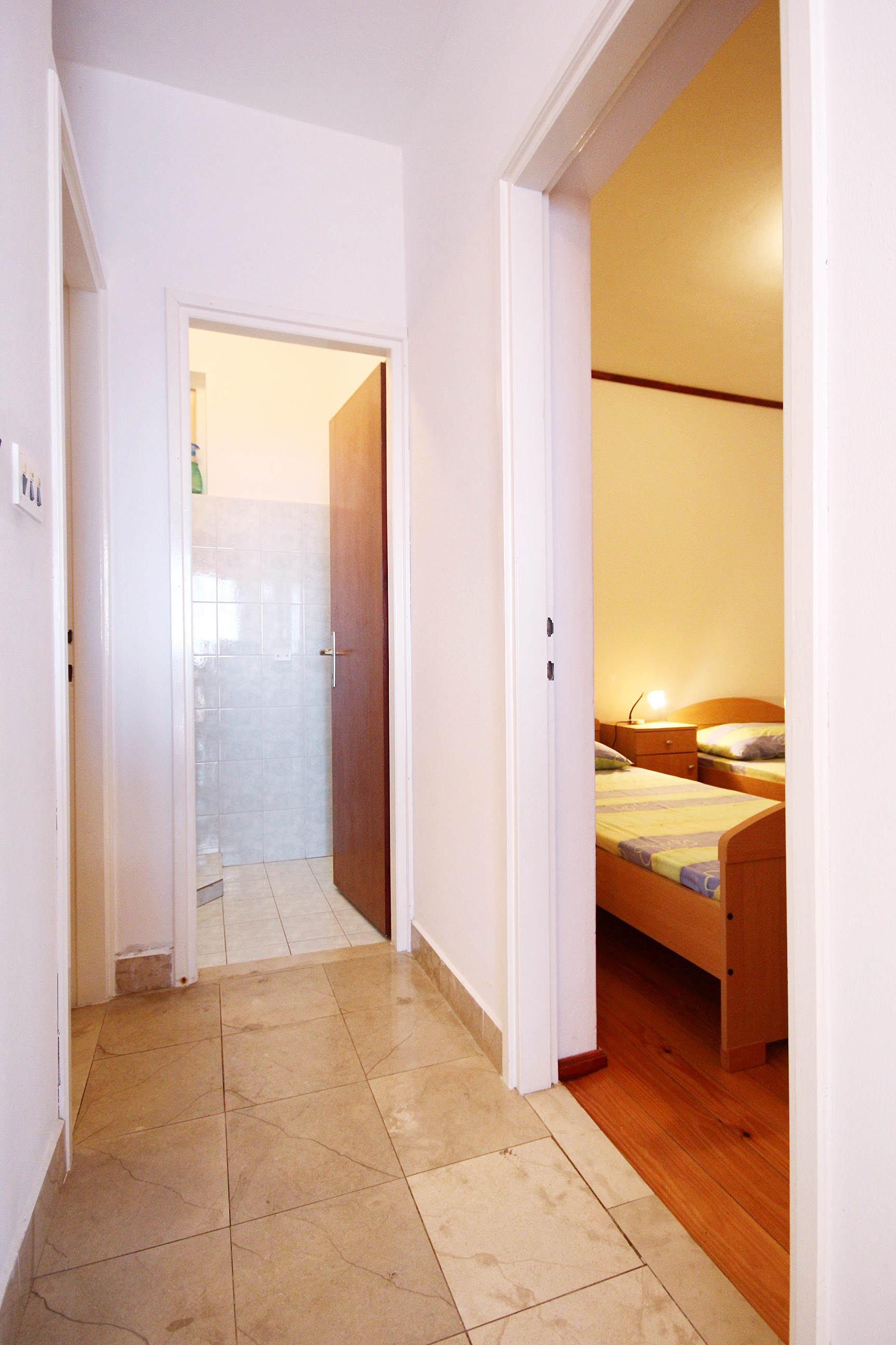 Two bedroom apartment near beach Prižba, Korčula  A-b