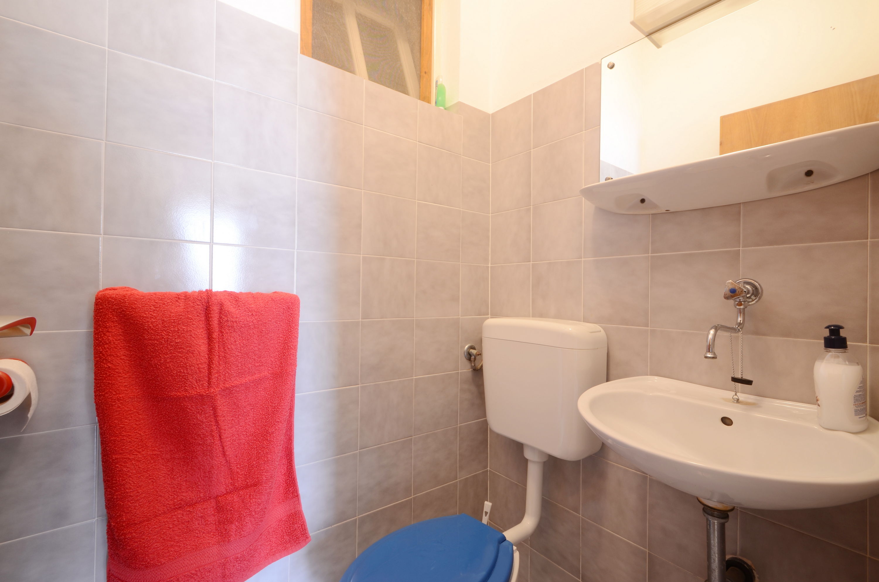 Two bedroom apartment near beach Prižba, Korčula  A-c