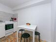Salle à manger Pisak, Salle à manger dans l’hébergement en type apartment, animaux acceptés et WiFi.