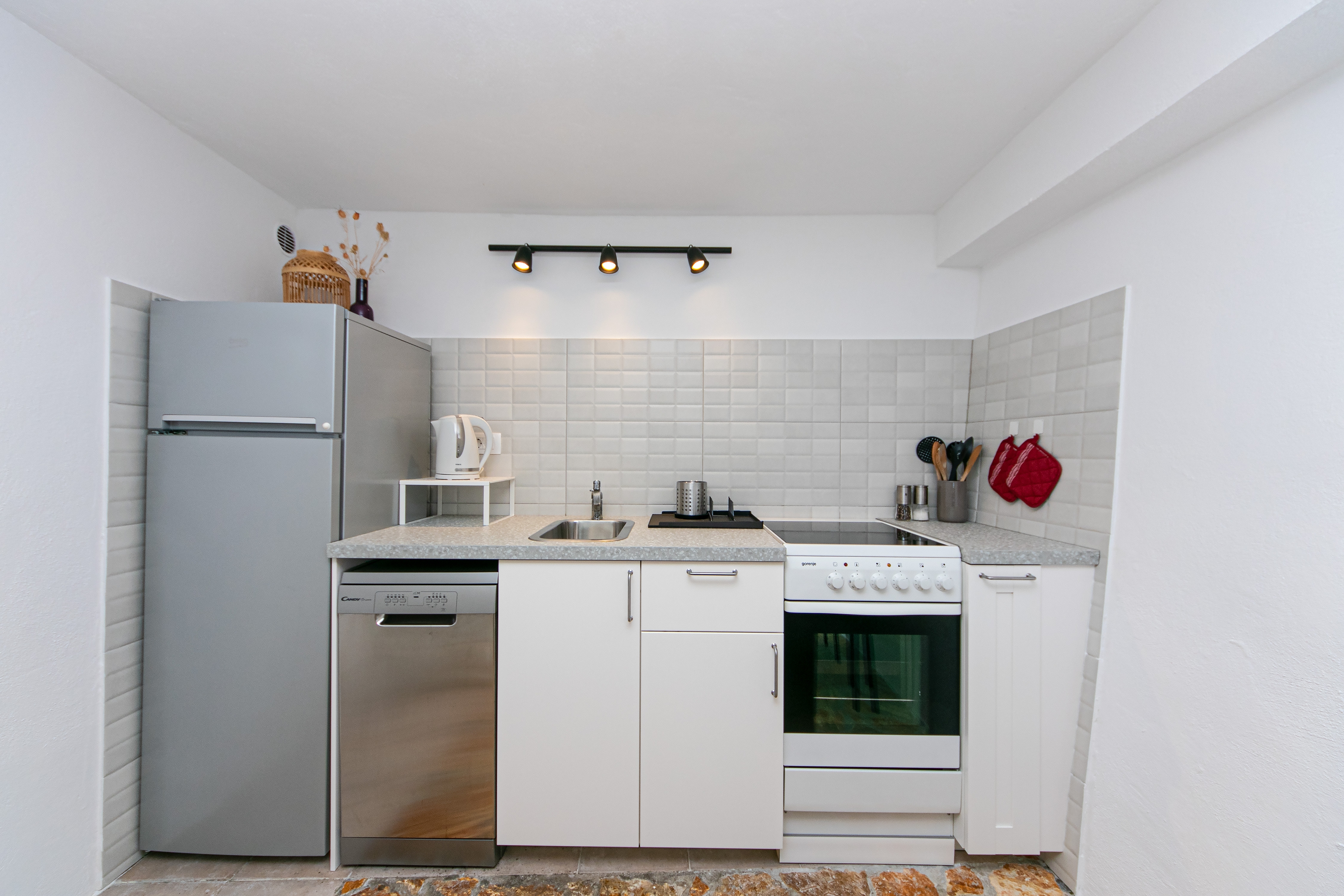 Top Omiš Pisak Top Omiš Pisak