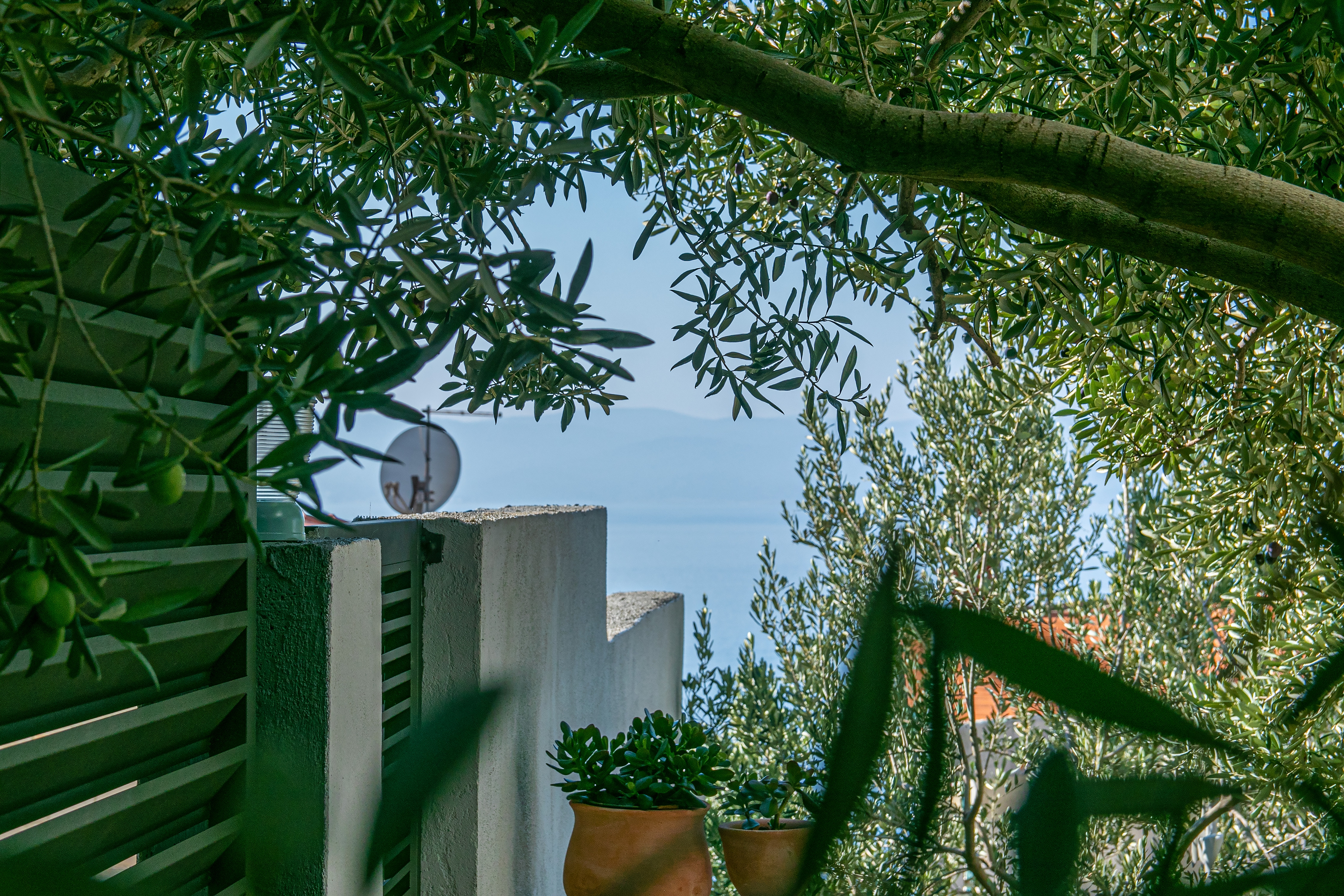 One bedroom apartment with terrace and sea view Pisak, Omiš  A-b