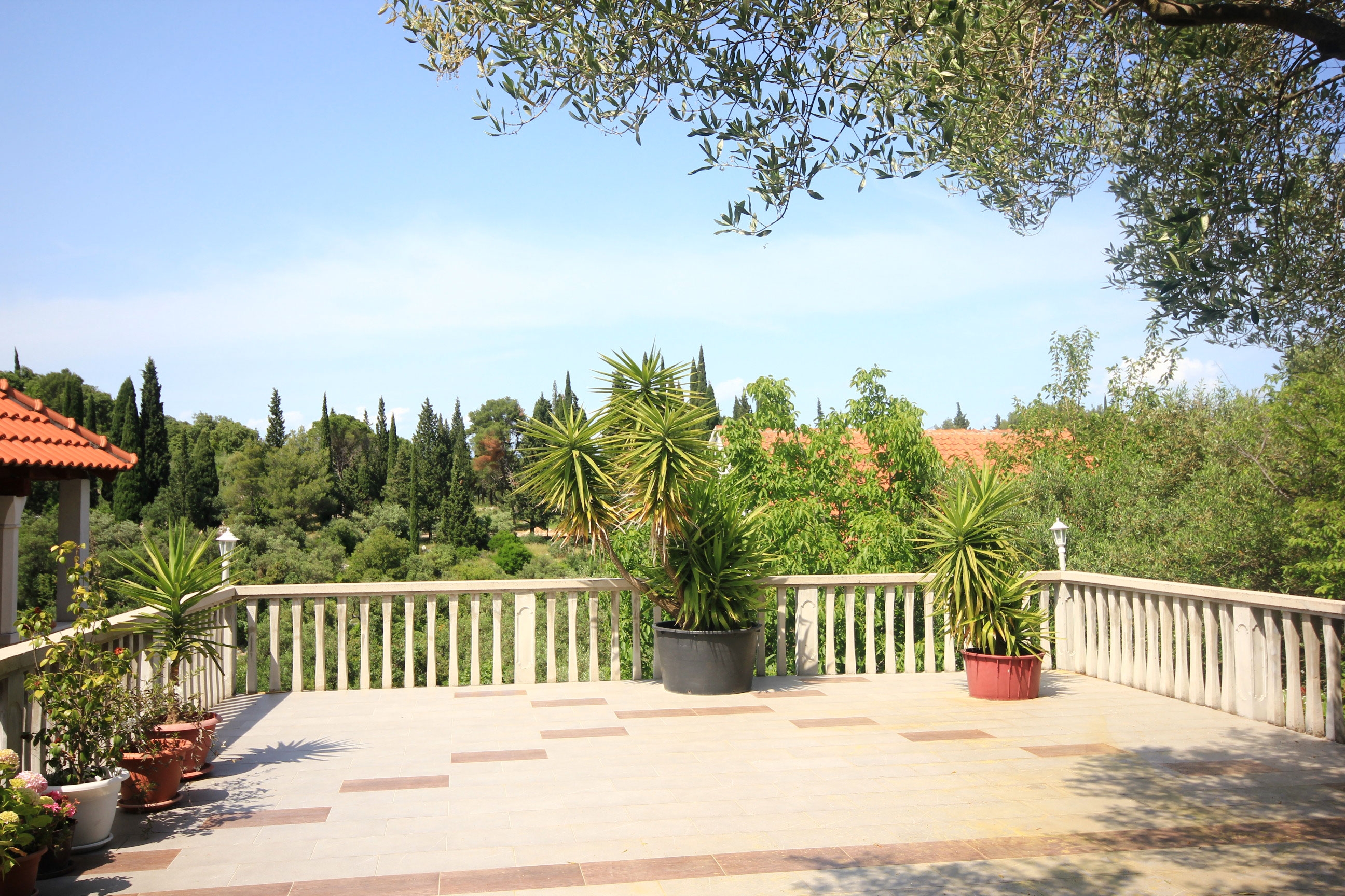 Three bedroom apartment with terrace Trpanj, Pelješac  A-a