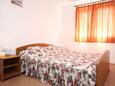 Ložnice 2 Trpanj, Ložnice 2 v ubytování typu apartment, domácí mazlíčci povoleni a WiFi.