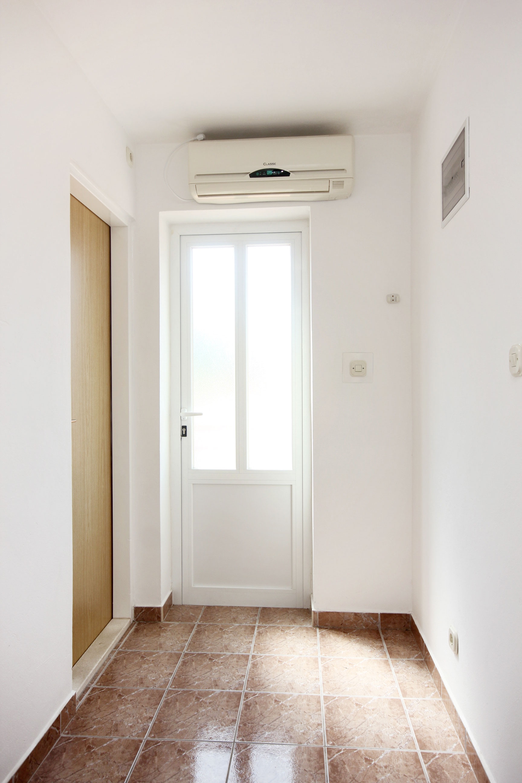Two bedroom apartment with terrace and sea view Trpanj, Pelješac  A-b