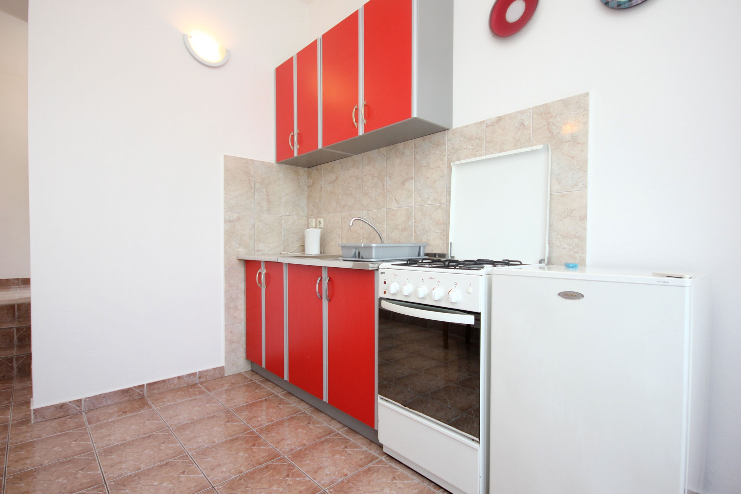 Two bedroom apartment with terrace and sea view Trpanj, Pelješac  A-b