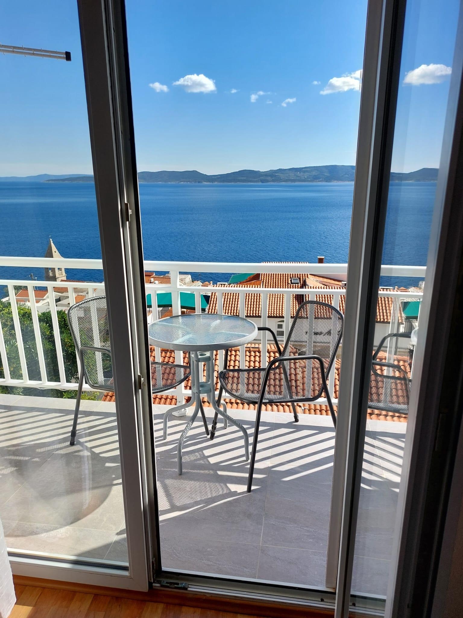 Top Omiš Pisak Top Omiš Pisak