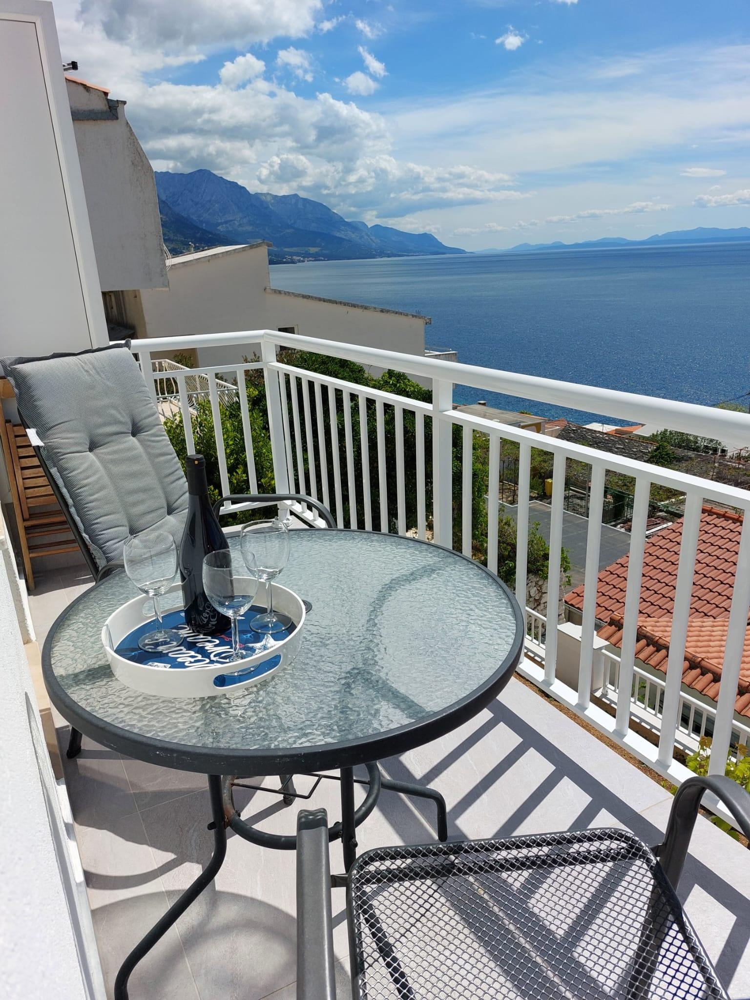 Top Omiš Pisak Top Omiš Pisak