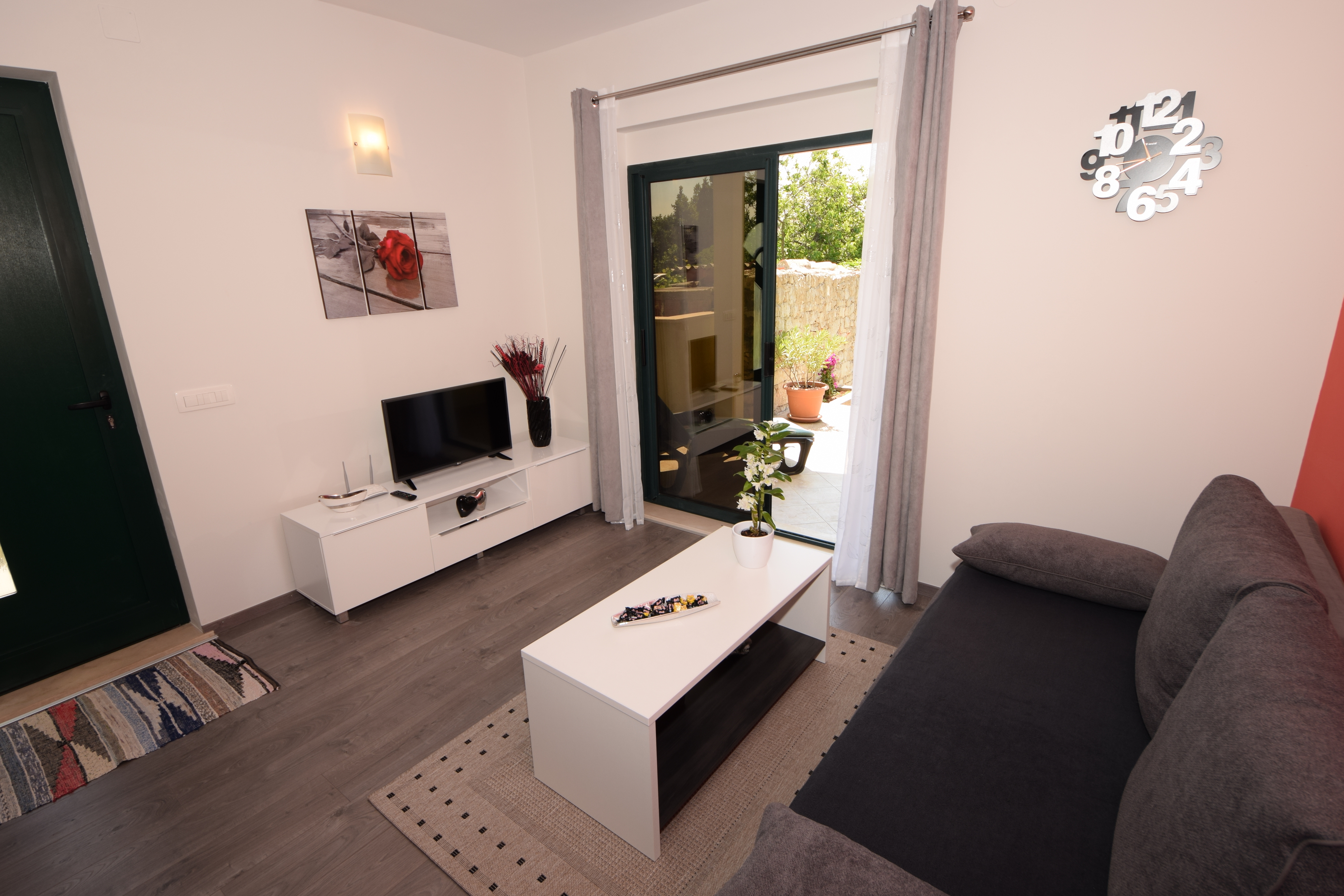 Two bedroom apartment with terrace Orebić, Pelješac (A-10097-b)