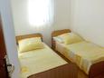 Спальня 2 Nečujam, Спальня 2 в размещении типа apartment, WiFi.
