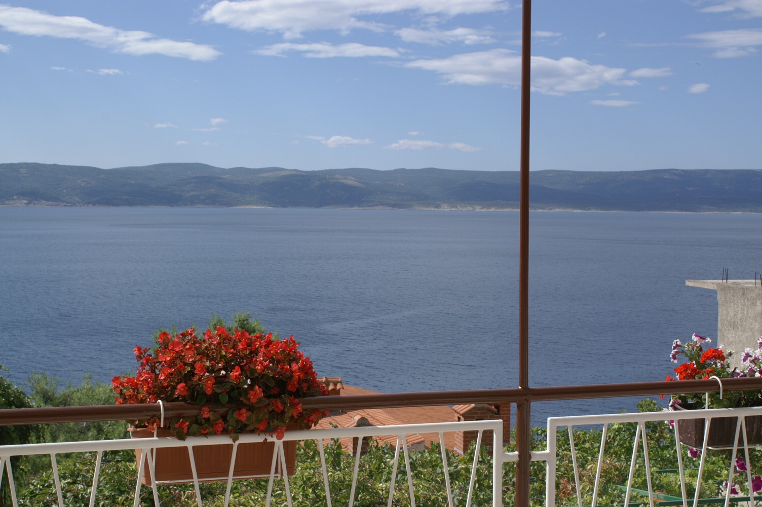 Three bedroom apartment with terrace and sea view Pisak, Omiš  A-a