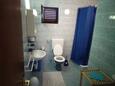 Ванная комната 1 Velika Prapratna, Ванная комната 1 в размещении типа apartment, Домашние животные допускаются и WiFi.