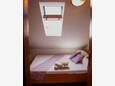 Ložnice 1 Trpanj, Ložnice 1 v ubytování typu apartment, domácí mazlíčci povoleni a WiFi.