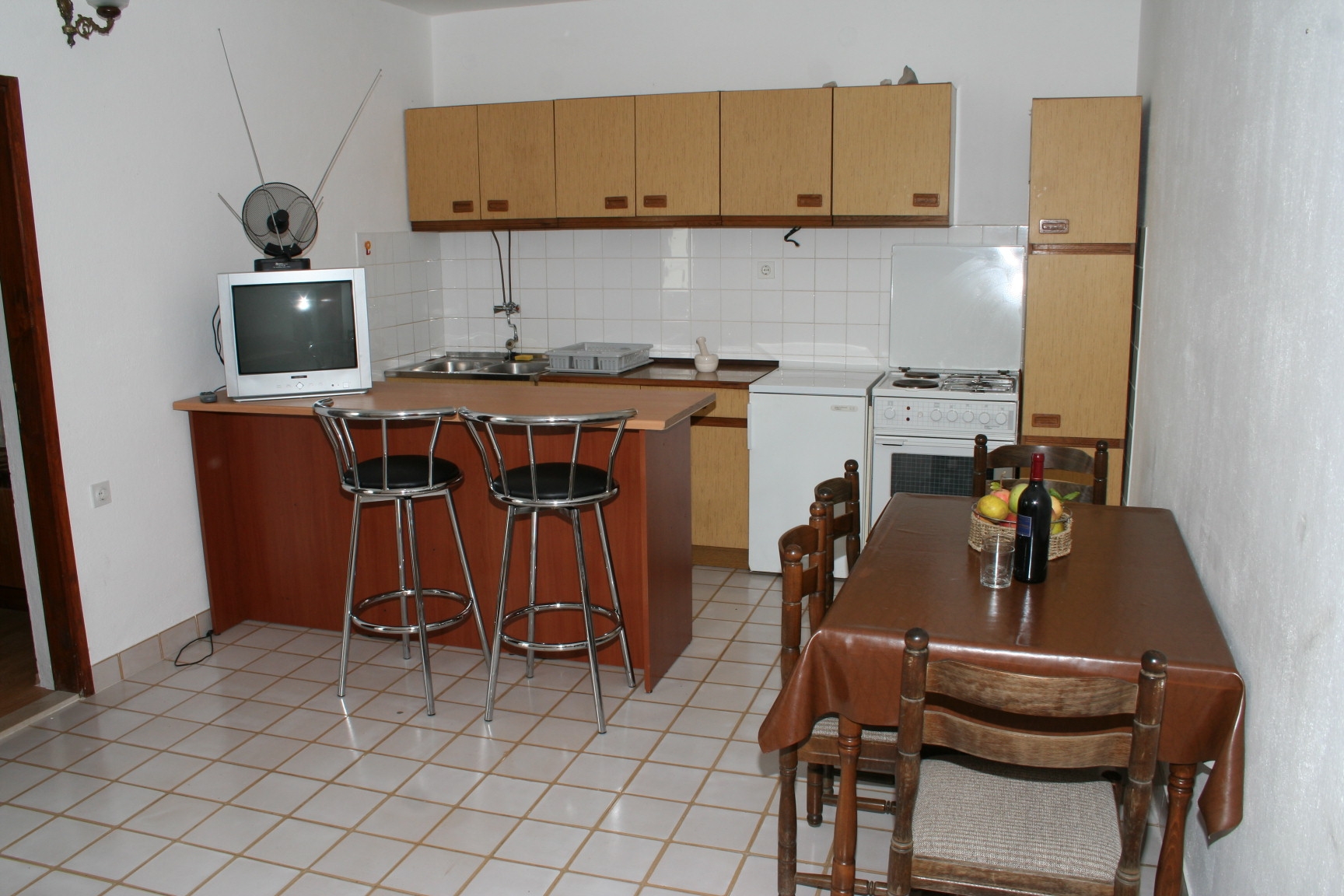 Two bedroom apartment with terrace and sea view Pisak, Omiš (A-1011-b) Two bedroom apartment with terrace and sea view Pisak, Omiš (A-1011-b)