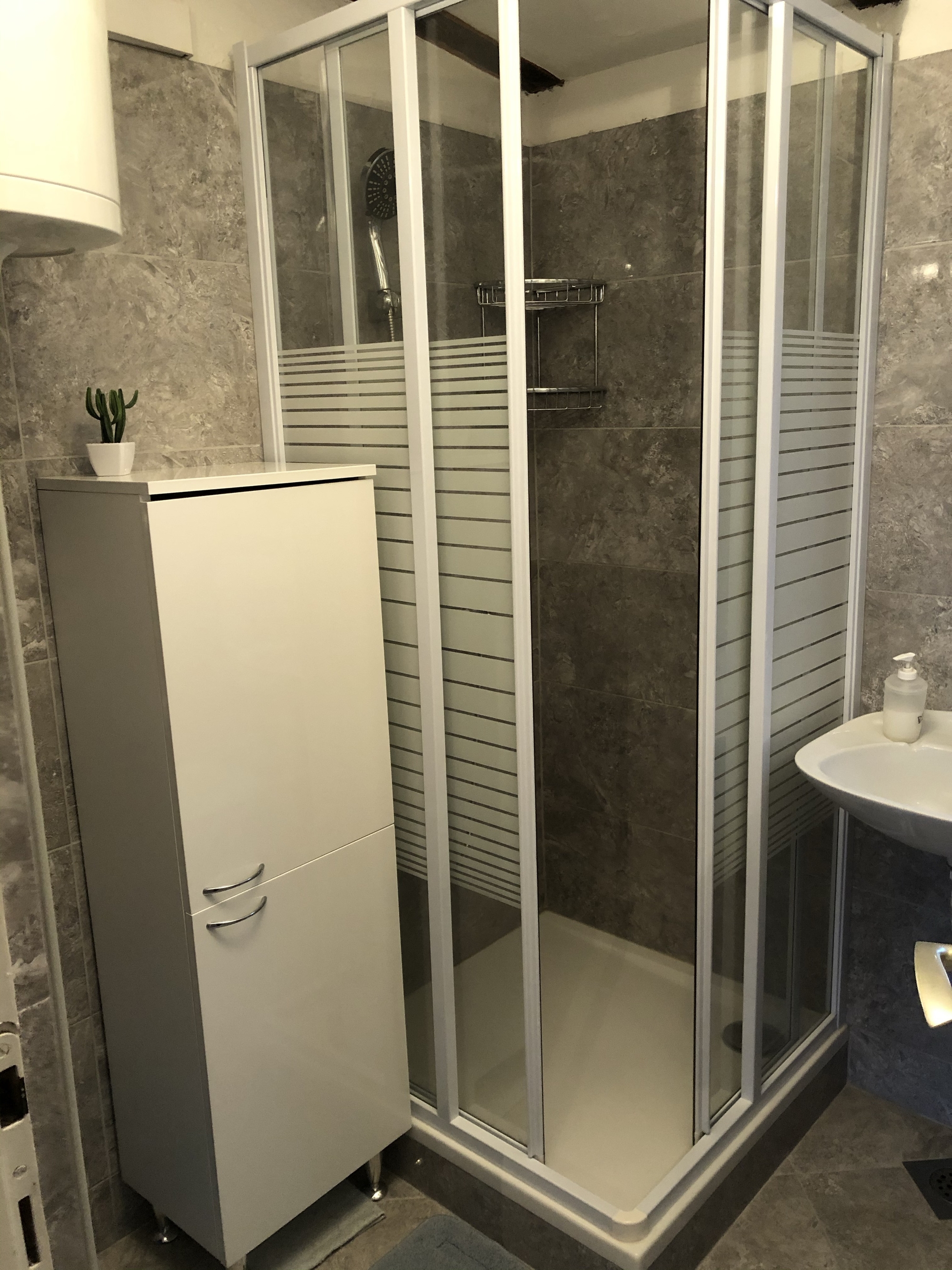 One bedroom apartment near beach Žuljana, Pelješac  A-b