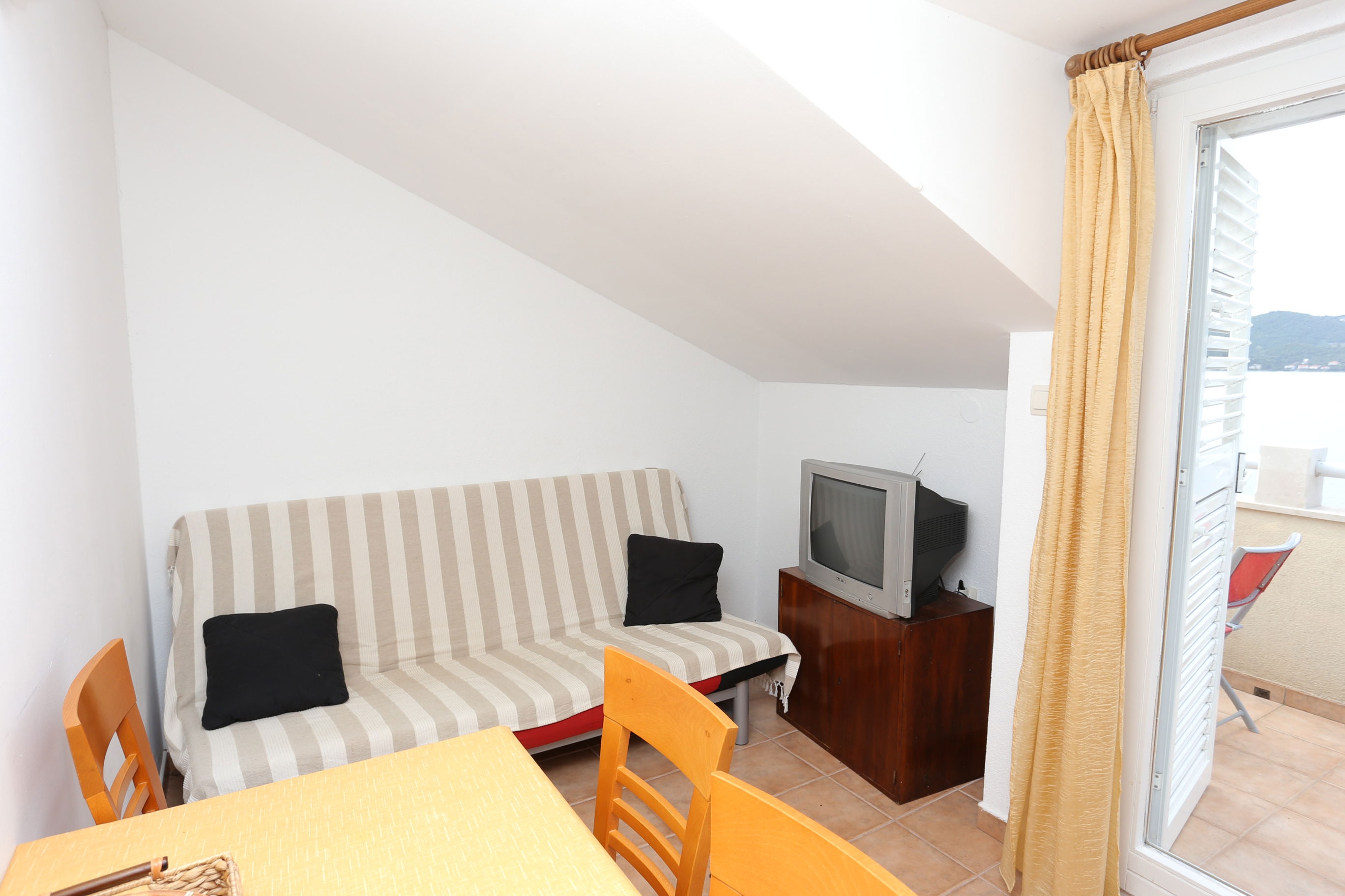 Two bedroom apartment near beach Viganj (Pelješac) (A-10116-a) Two bedroom apartment near beach Viganj (Pelješac) (A-10116-a)