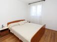 Ložnice 1 Viganj, Ložnice 1 v ubytování typu apartment, domácí mazlíčci povoleni a WiFi.