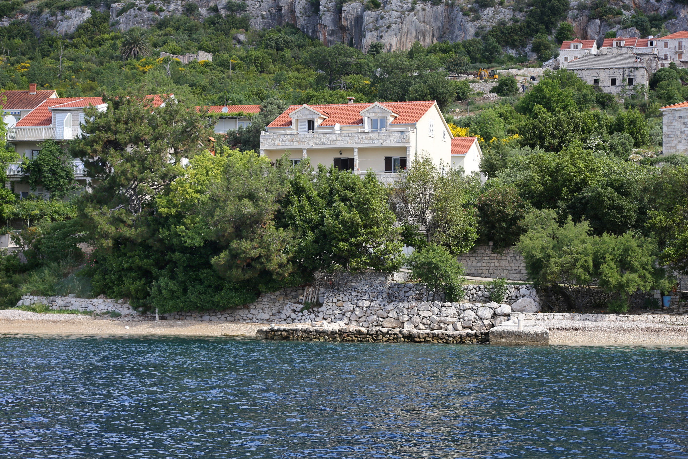 One bedroom apartment near beach Viganj, Pelješac  A-e