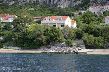 Viganj, Pelješac, Property 10116 - Apartments near sea with pebble beach.