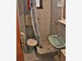 Ванная комната Trpanj, Ванная комната в размещении типа apartment, WiFi.