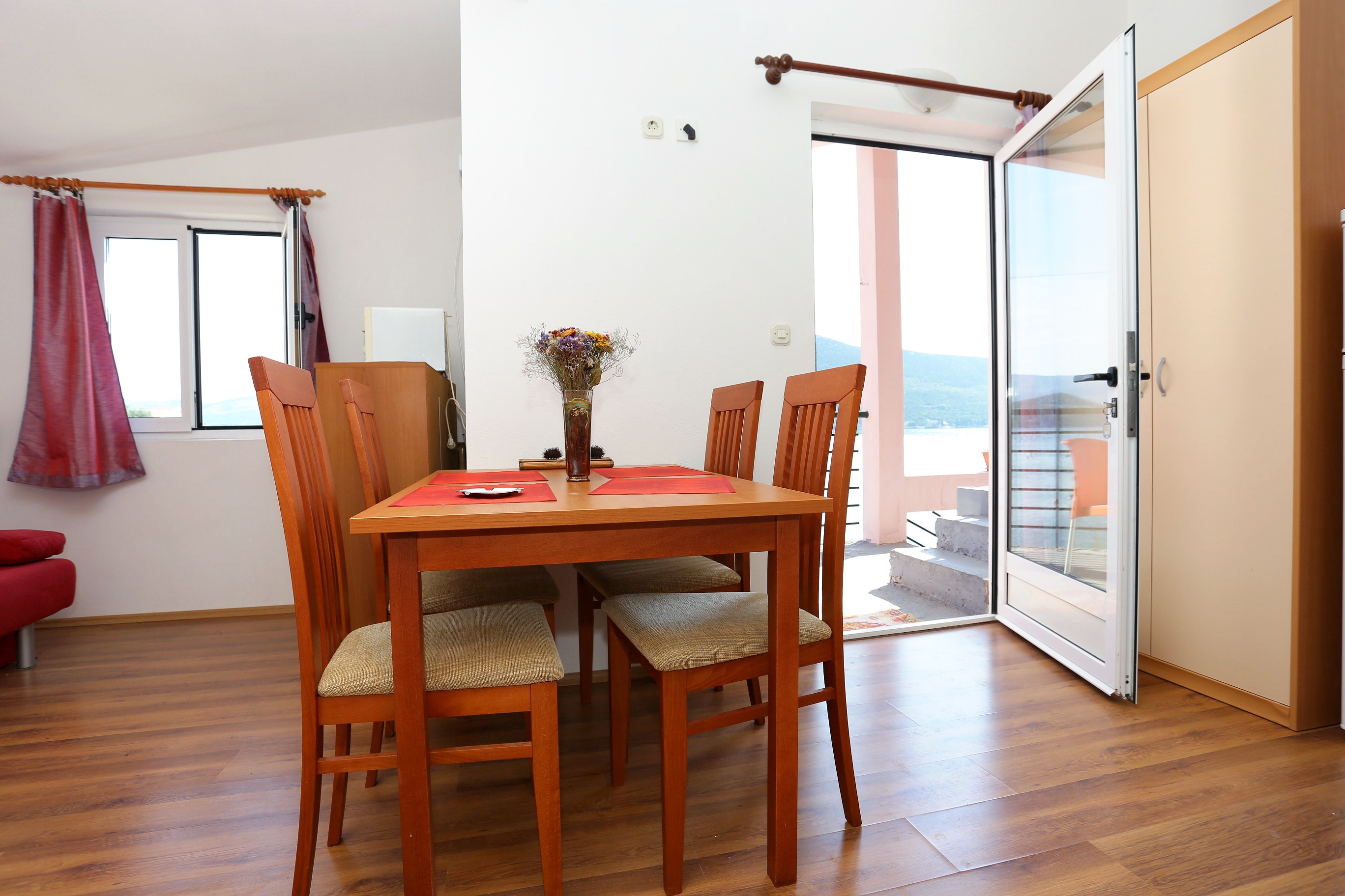 One bedroom apartment near beach Žuronja, Pelješac (A-10123-a)