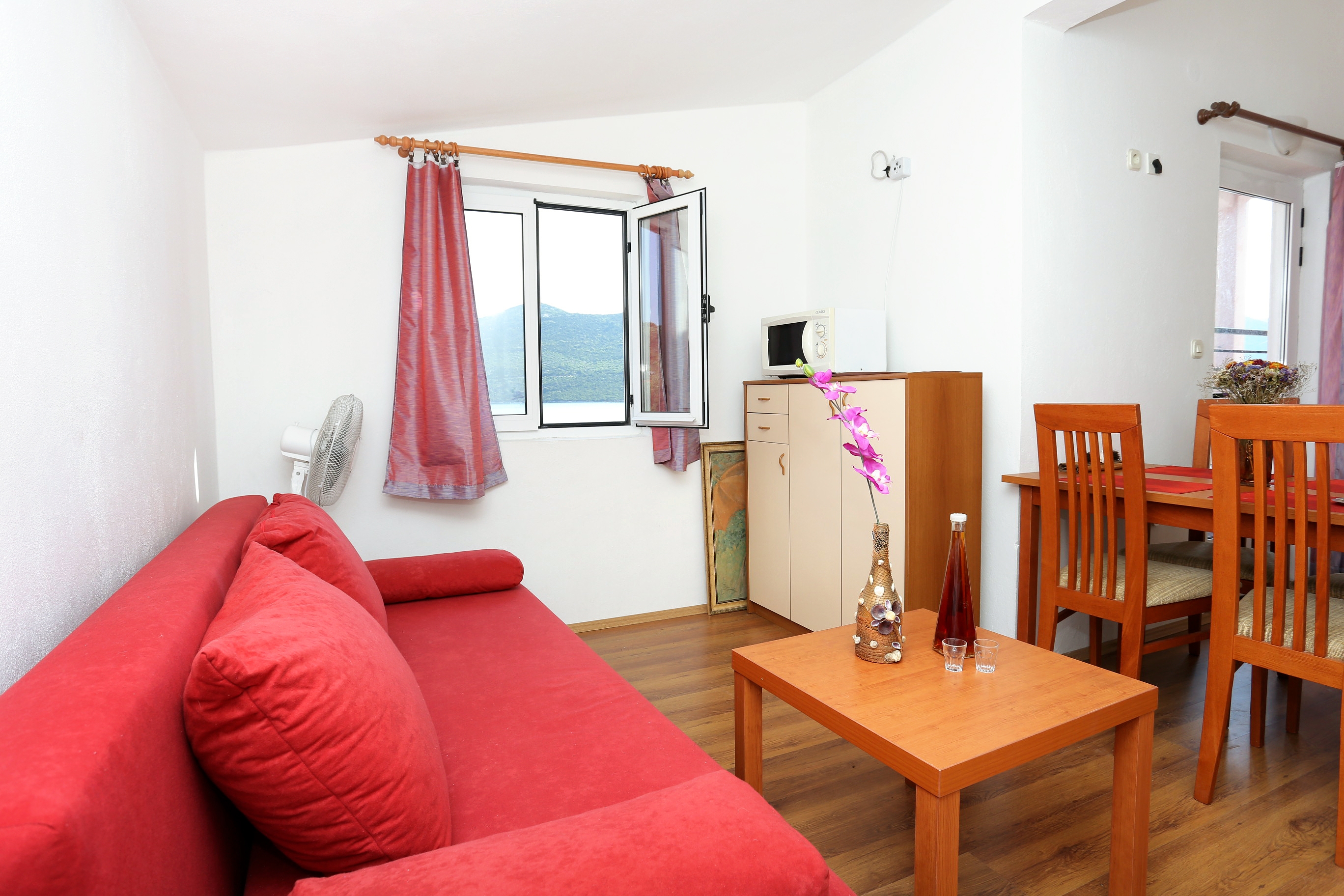 One bedroom apartment near beach Žuronja, Pelješac (A-10123-a)