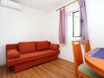 Living room Žuronja, Living room in the apartment, air condition available and WiFi.