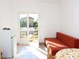 Dining room Trpanj, Dining room in the apartment, air condition available, (pet friendly) and WiFi.