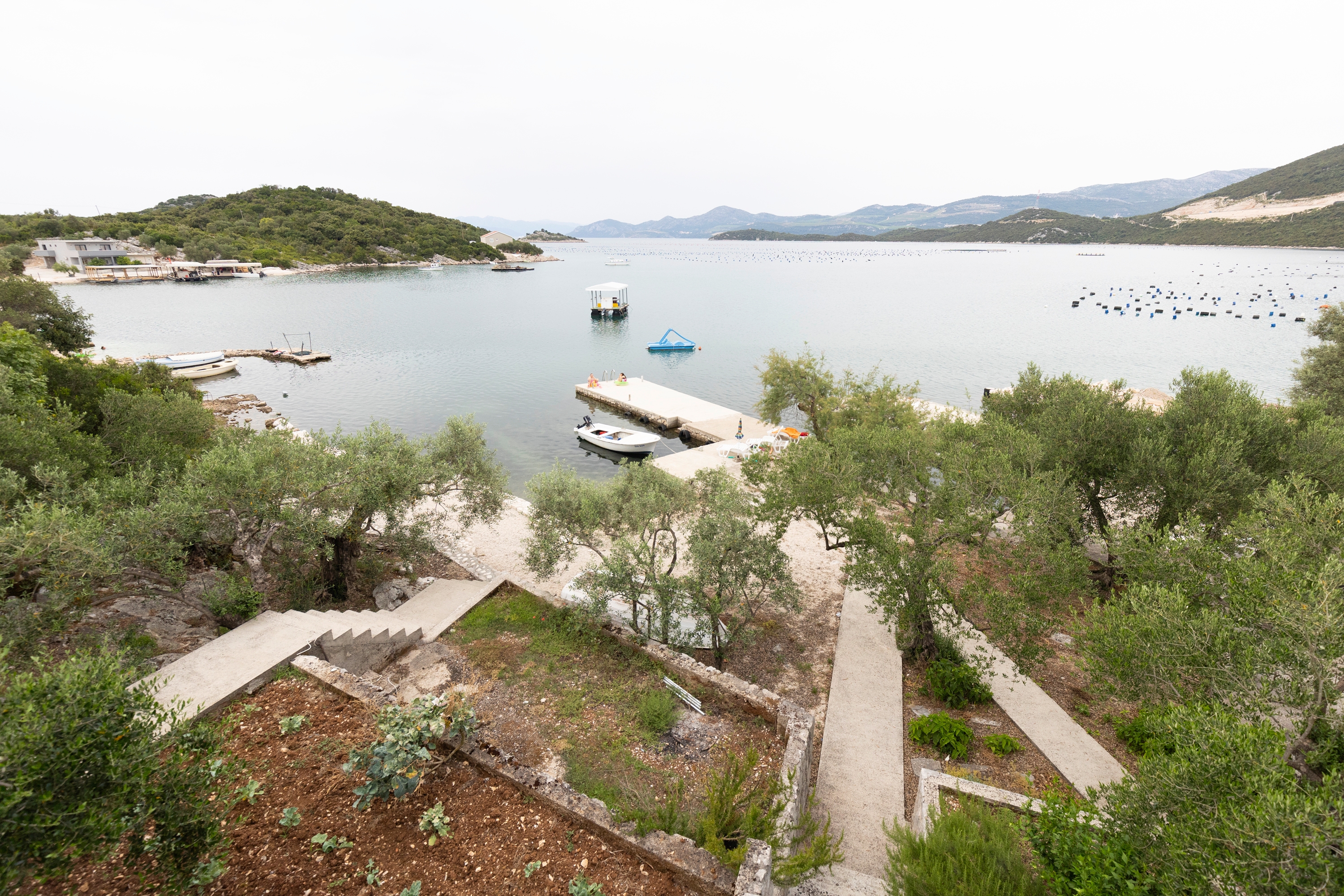 One bedroom apartment near beach Žuronja, Pelješac  A-b