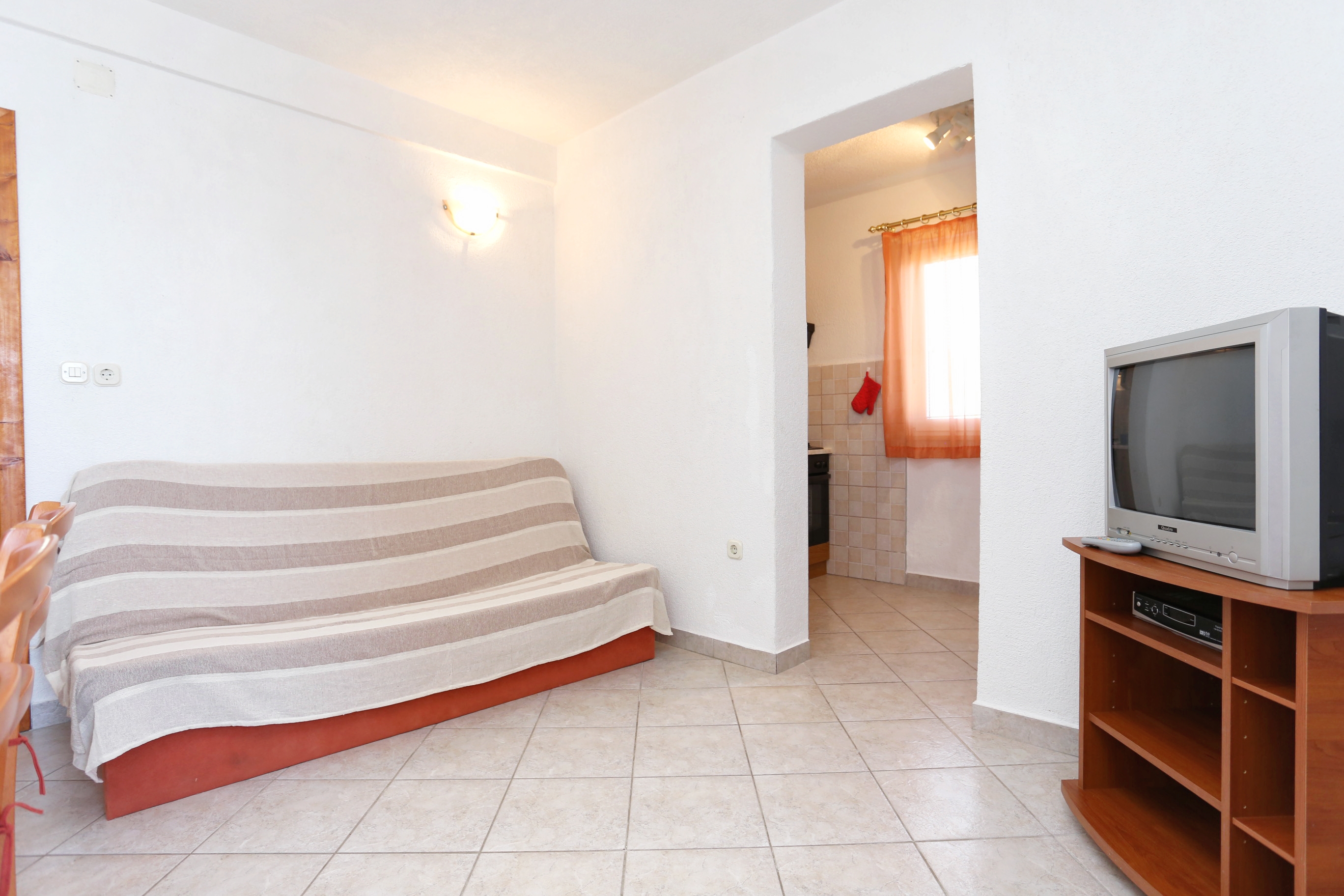 One bedroom apartment near beach Sreser, Pelješac (A-10138-a)