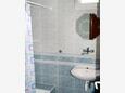 Bathroom Pisak, Bathroom in the apartment, (pet friendly) and WiFi.