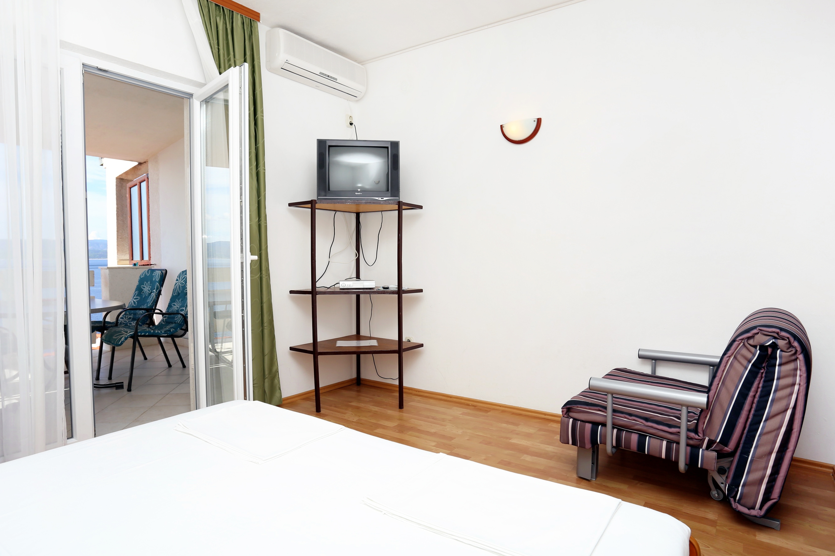 Top Omiš Pisak Top Omiš Pisak