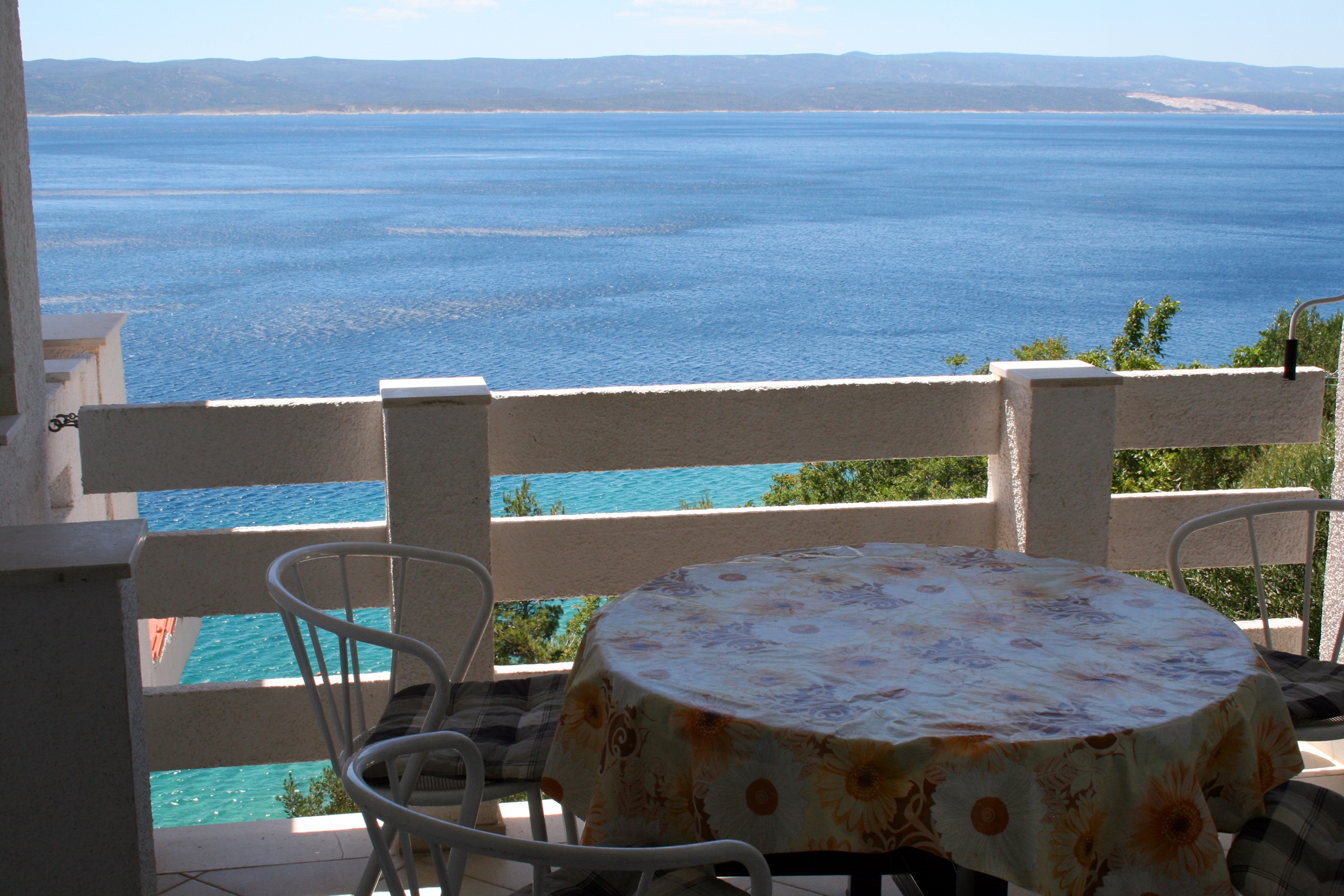 Two bedroom apartment near beach Pisak, Omiš (A-1014-f) Two bedroom apartment near beach Pisak, Omiš (A-1014-f)