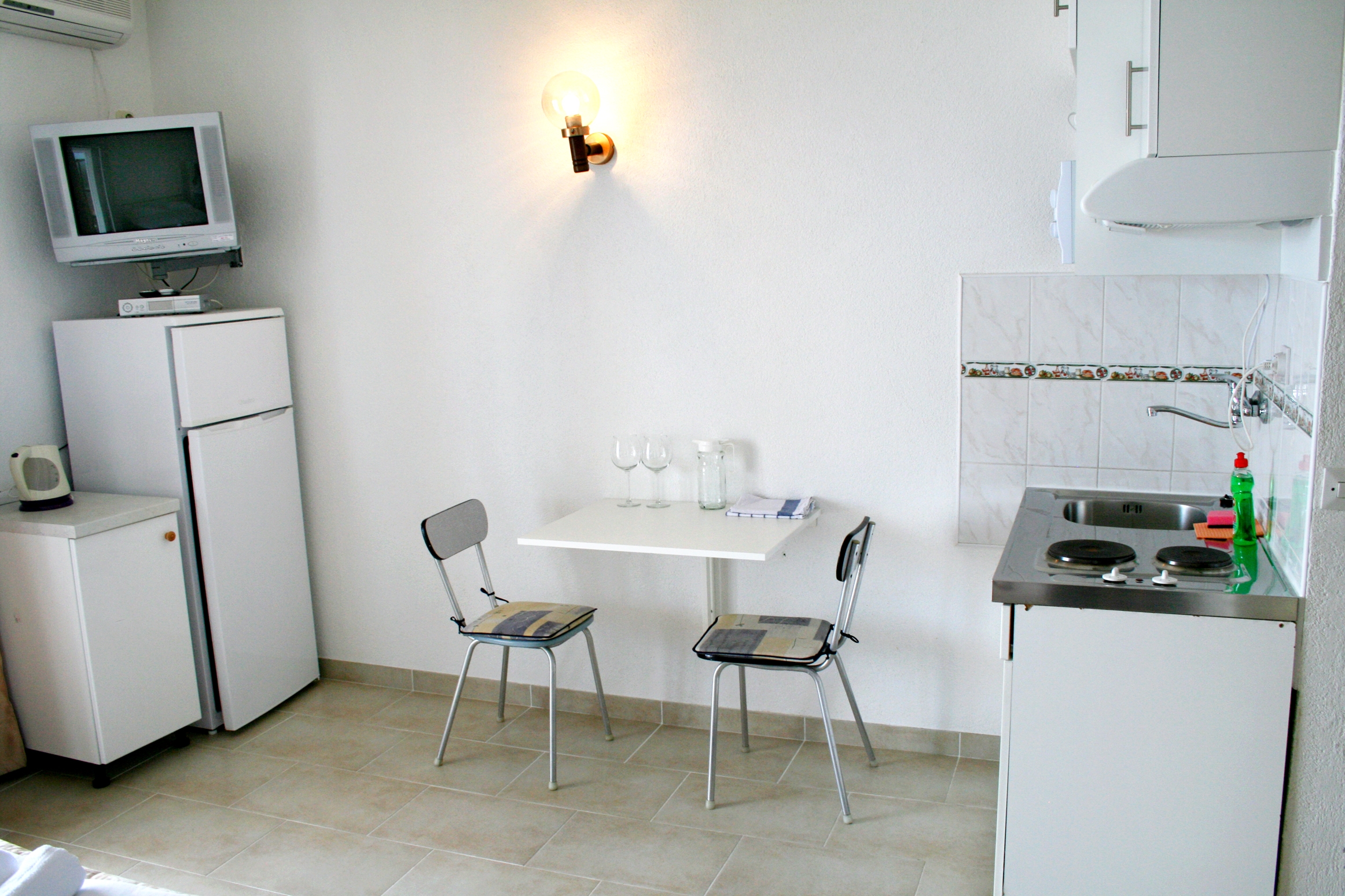 Studio flat near beach Pisak, Omiš (AS-1014-b) Studio flat near beach Pisak, Omiš (AS-1014-b)