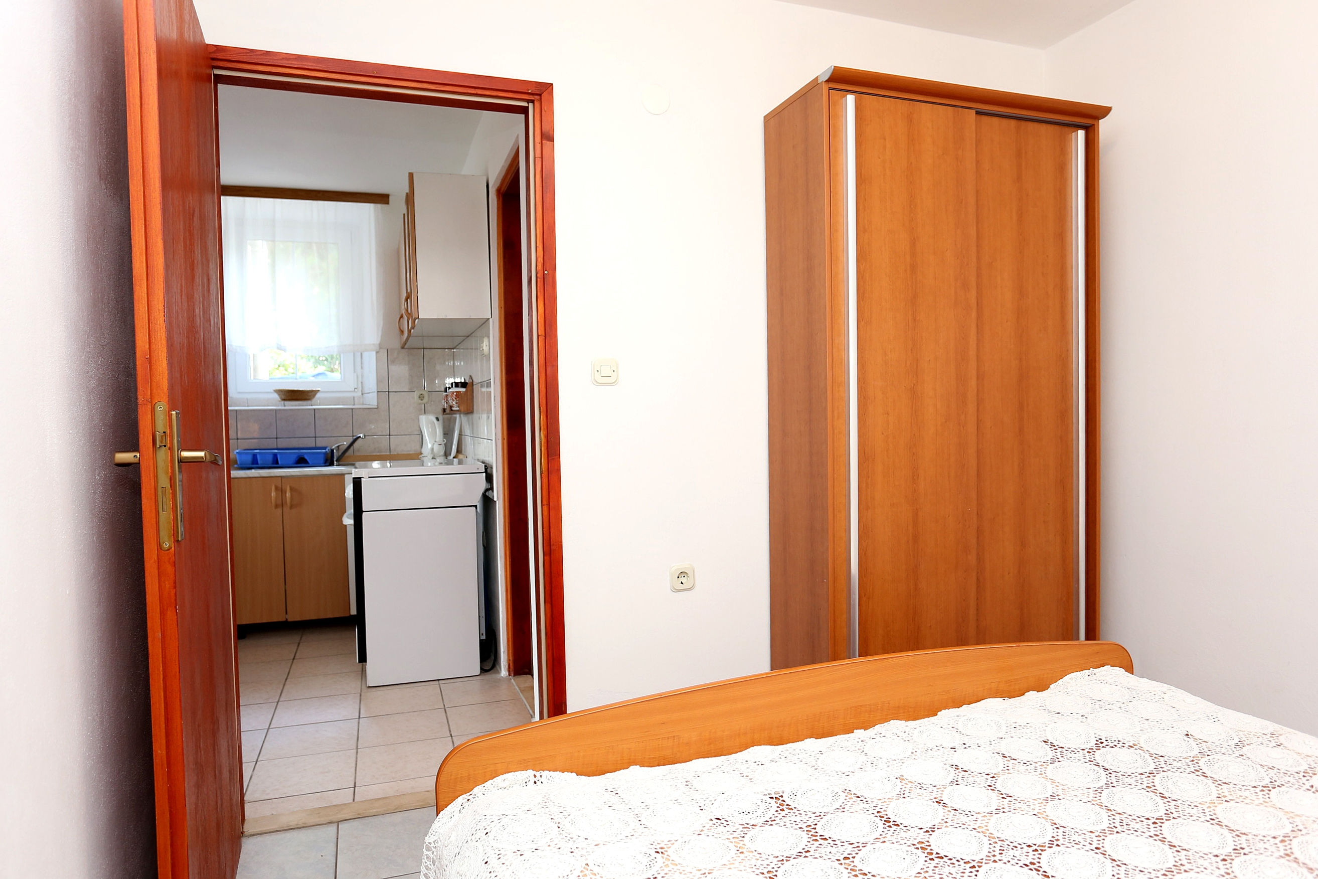 Two bedroom apartment near beach Viganj, Pelješac  A-a
