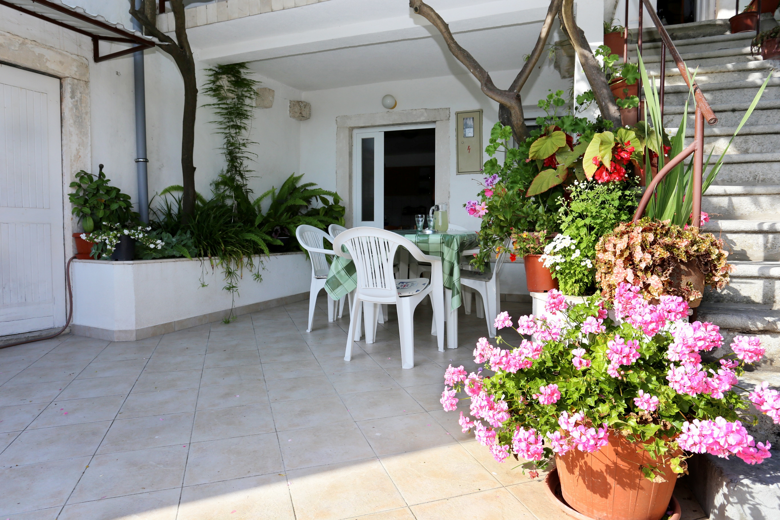 Two bedroom apartment near beach Viganj, Pelješac  A-a