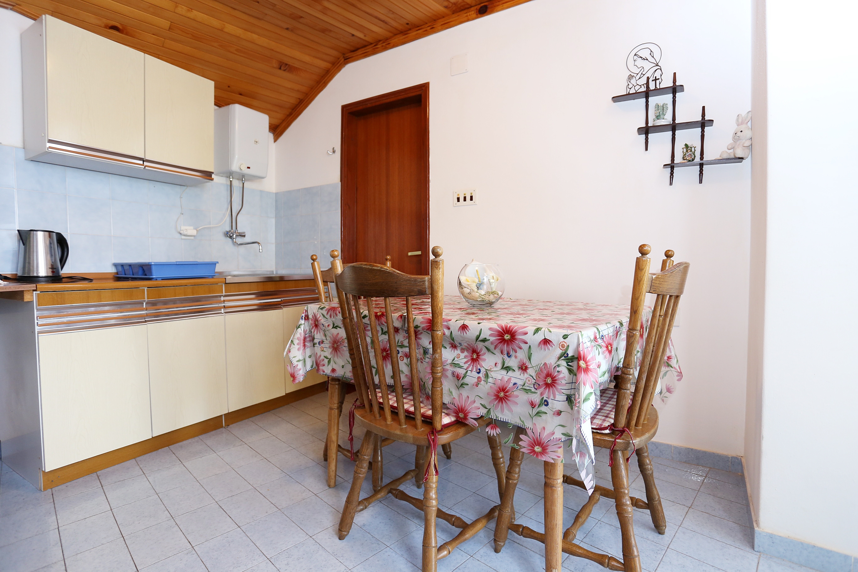 One bedroom apartment near beach Viganj, Pelješac  A-b