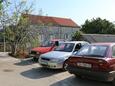 Kučište - Perna, Pelješac, Parkplatz 10143 - Ferienwohnungen nah am Meer am Kieselstränden.