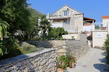 Kučište - Perna, Pelješac, Hébergement 10143 - Appartement à proximité de la mer avec une plage de galets.